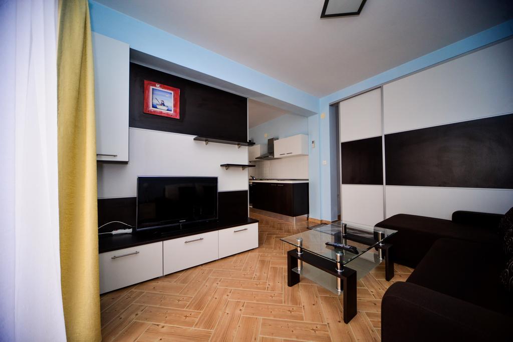 Apartments Dalmacija Starigrad Paklenica Room photo