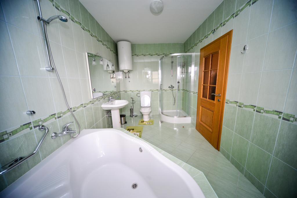 Apartments Dalmacija Starigrad Paklenica Room photo